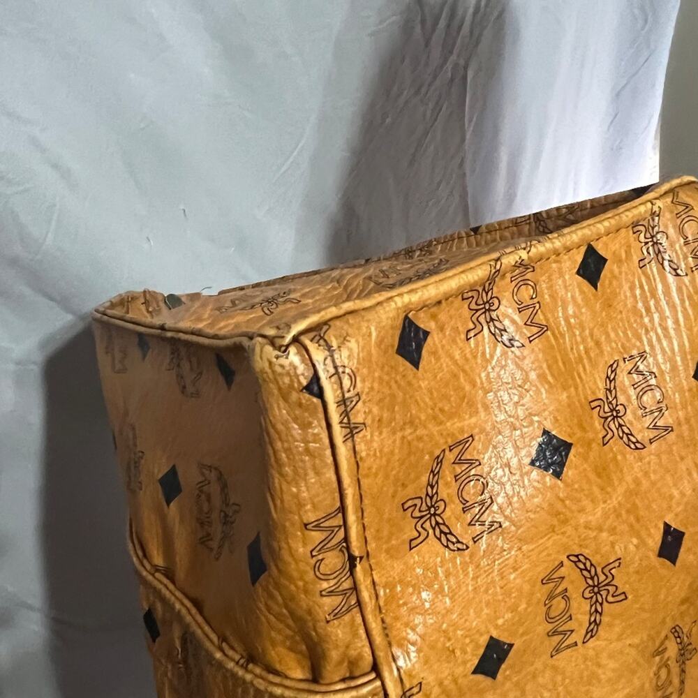 MCM Visetos Heritage Tote - Cognac - Monogram - Made in Germany - Picture 6 of 13
